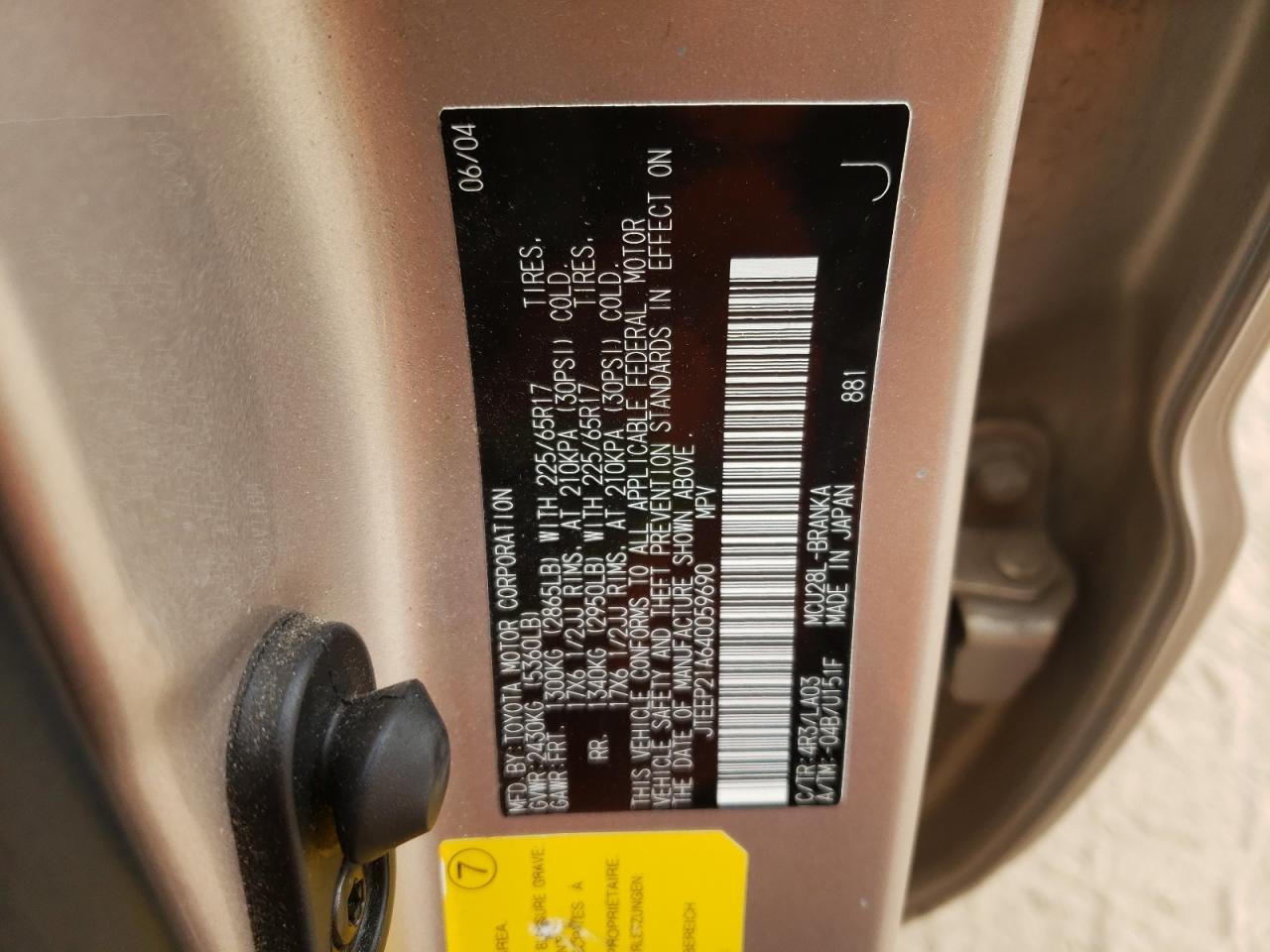 Photo 10 from auction – 2004 TOYOTA HIGHLANDER with VIN JTEEP21A640059690