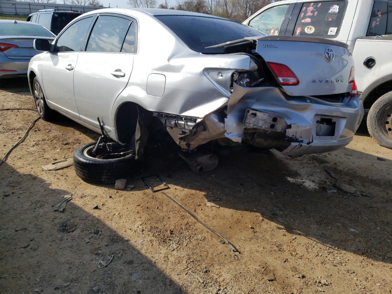 Photo 3 from auction – 2007 TOYOTA AVALON with VIN 4T1BK36B77U251156