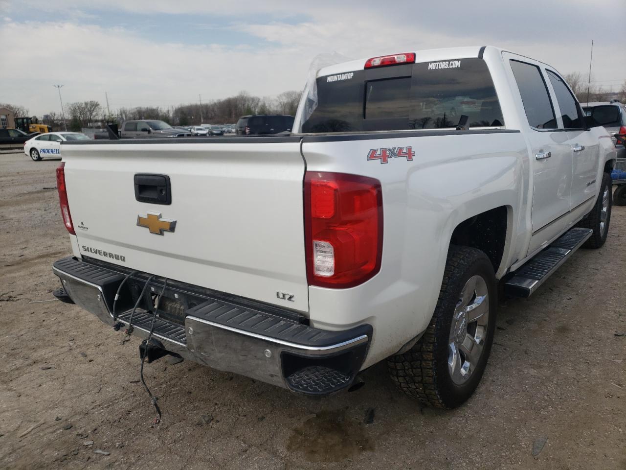 Photo 4 from auction – 2017 CHEVROLET 1500 SILVE with VIN 3GCUKSEC4HG312842