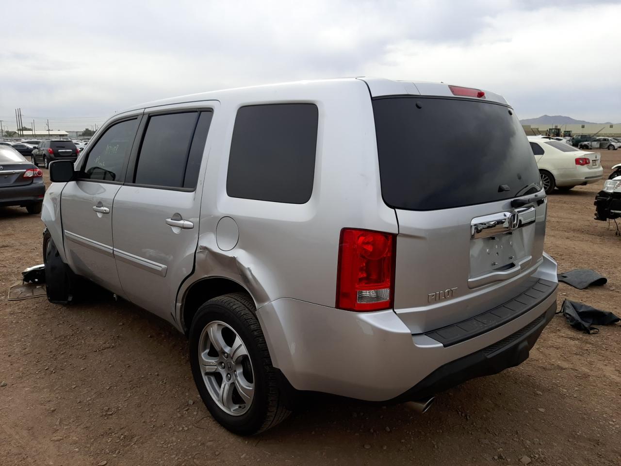 Photo 3 from auction – 2013 HONDA PILOT EX with VIN 5FNYF3H45DB026210