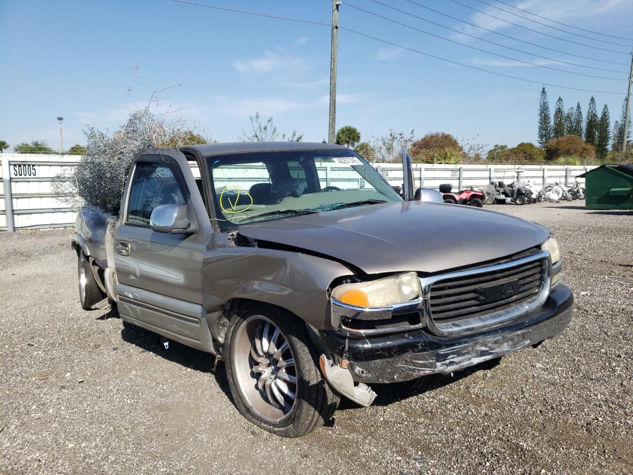 Фото 1 с аукциона – 2001 GMC NEW SIERRA с VIN 2GTEC19T211197209