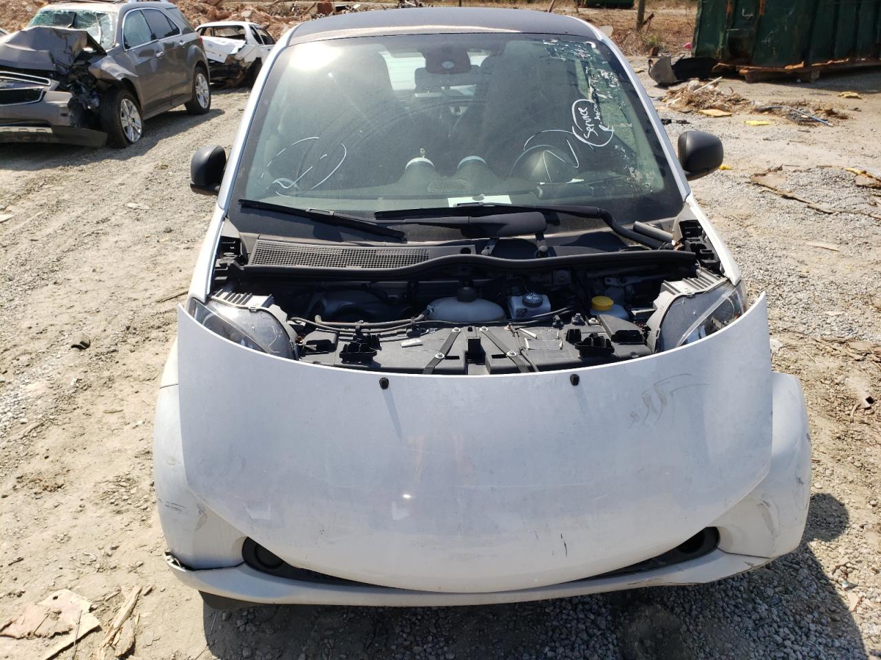 Photo 9 from auction – 2016 SMART FORTWO with VIN WMEFJ5DA7GK142076