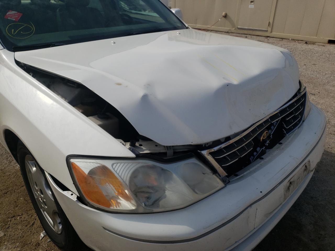 Photo 9 from auction – 2003 TOYOTA AVALON XL with VIN 4T1BF28B83U308857