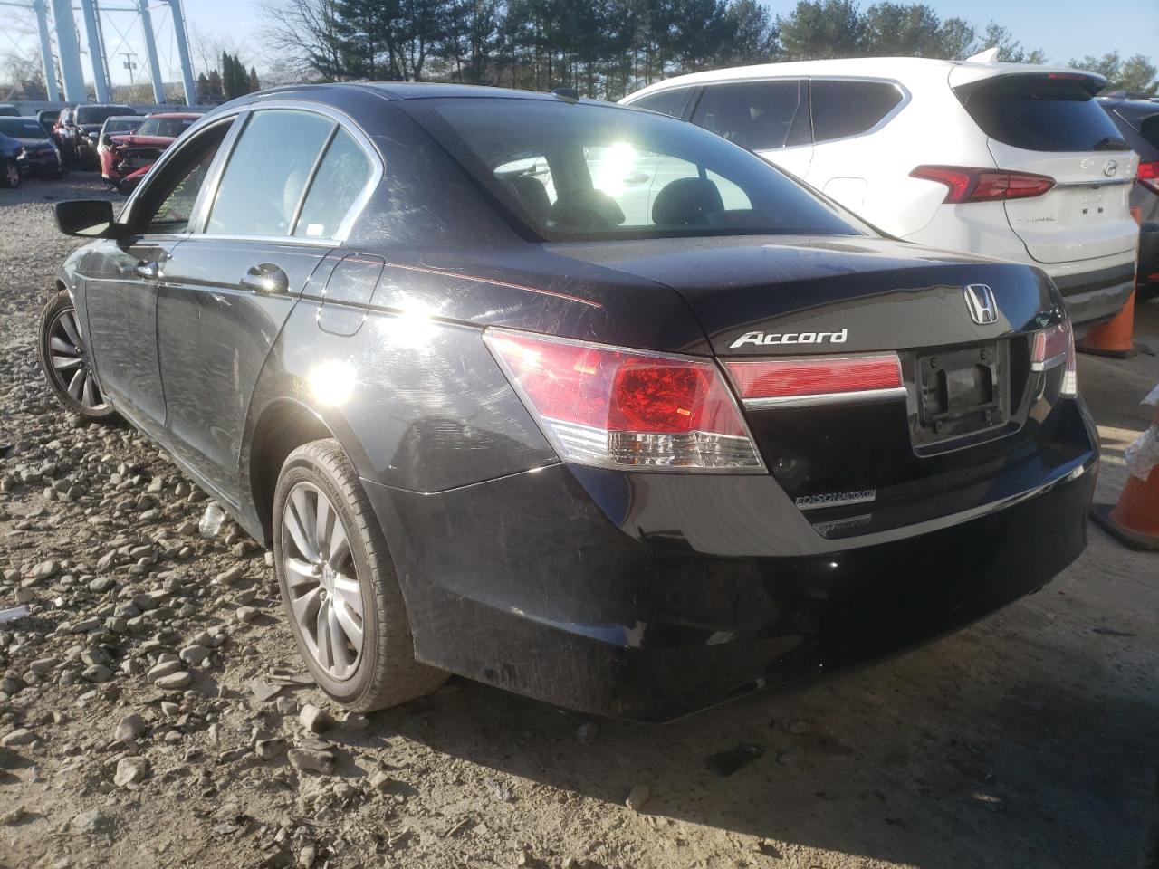 Photo 3 from auction – 2011 HONDA ACCORD EXL with VIN 1HGCP2F87BA004126