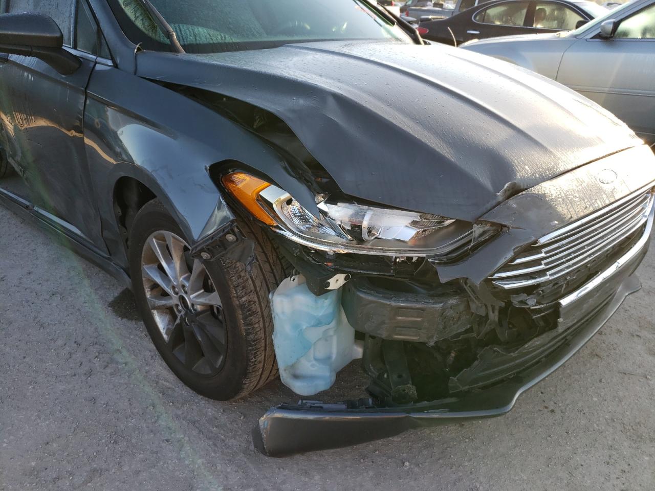 Photo 9 from auction – 2017 FORD FUSION SE with VIN 3FA6P0HD3HR332982