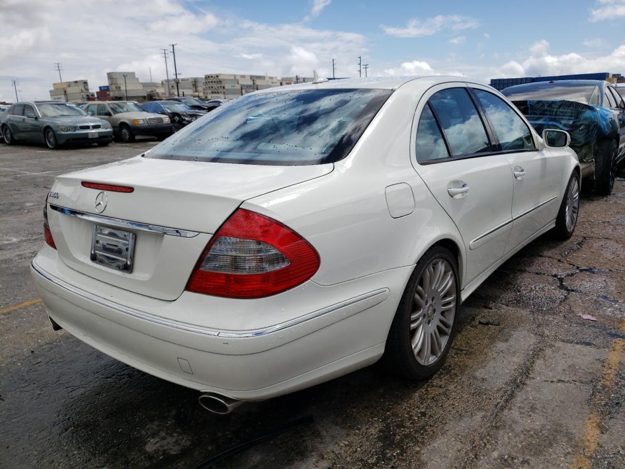 Photo 4 from auction – 2008 MERCEDES-BENZ E 350 with VIN WDBUF56X48B224520
