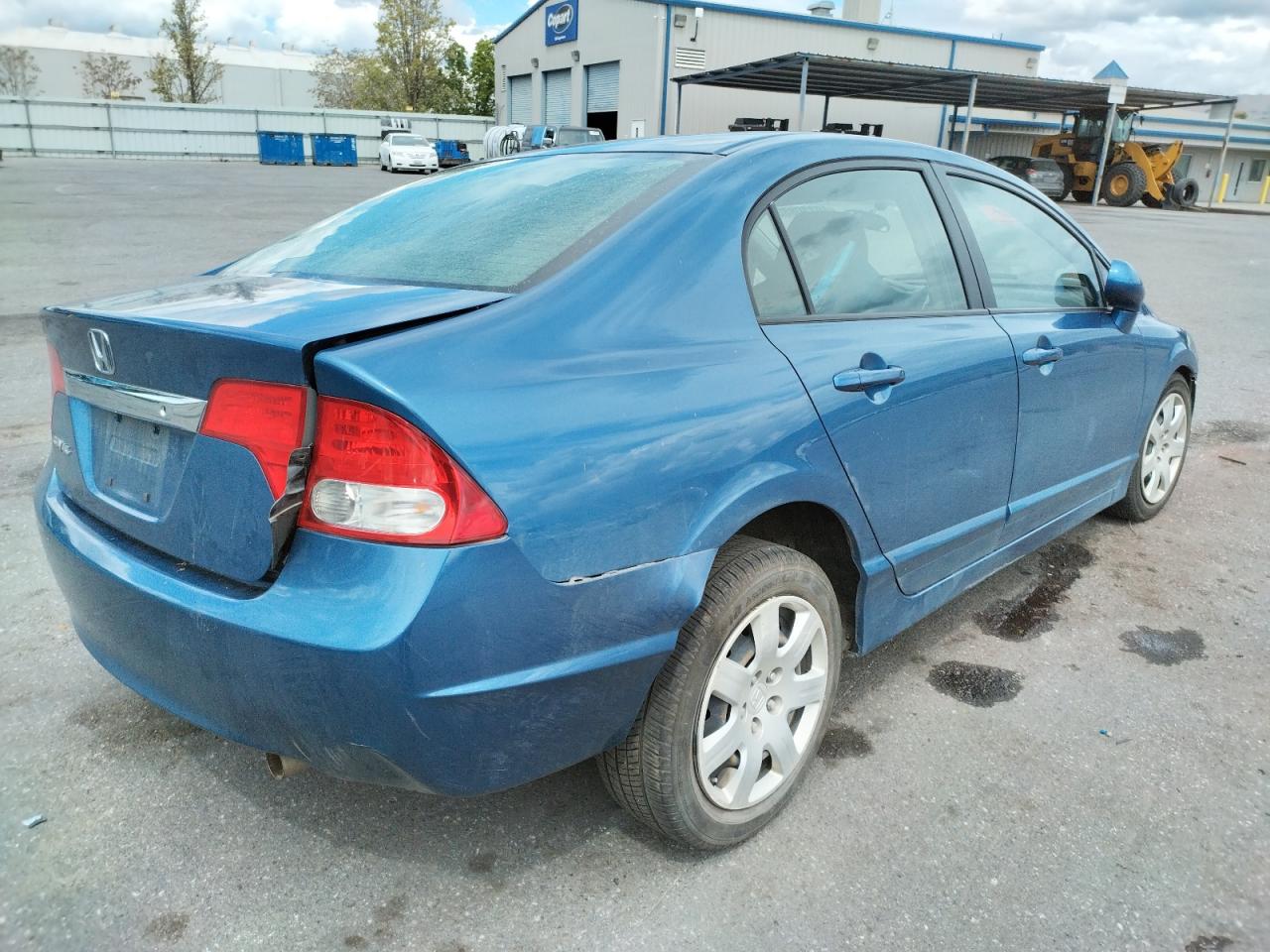 Photo 4 from auction – 2010 HONDA CIVIC LX with VIN 19XFA1F58AE076168