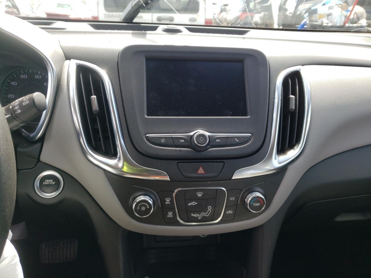 Photo 9 from auction – 2021 CHEVROLET EQUINOX LS with VIN 2GNAXSEV0M6143650