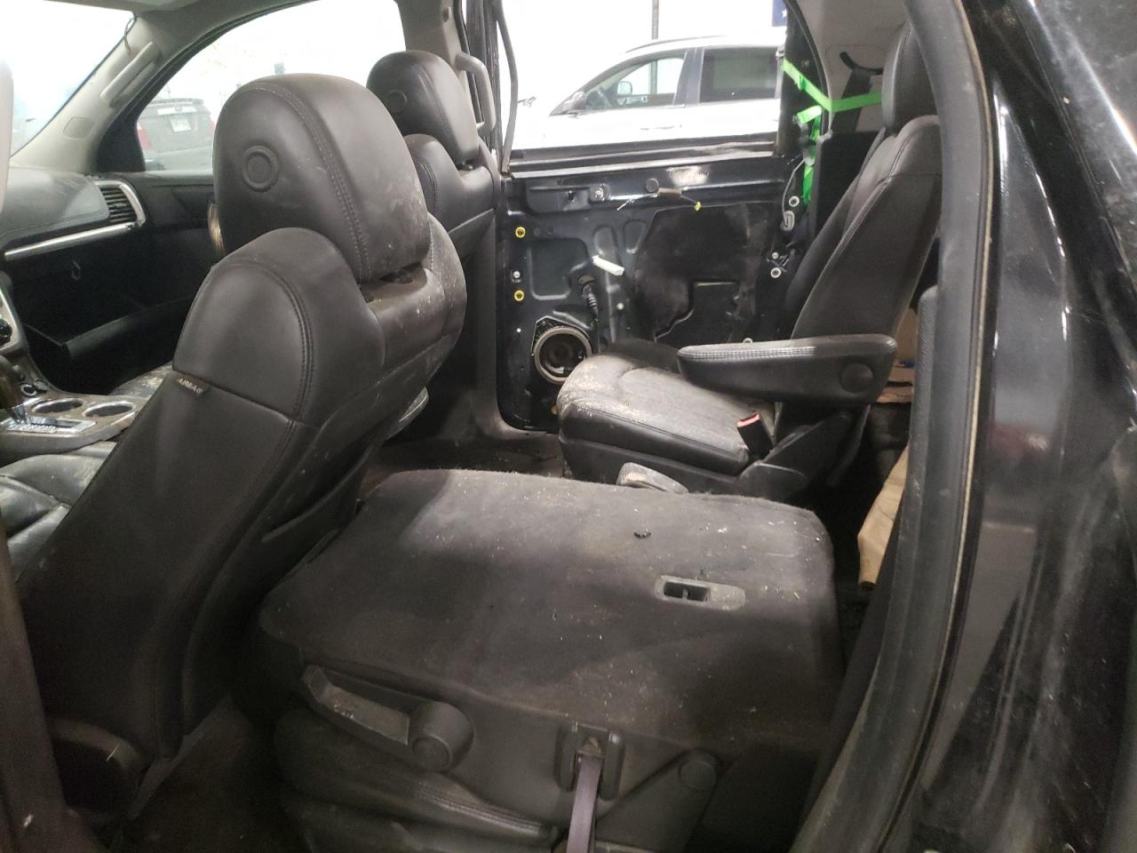 Photo 6 from auction – 2013 GMC ACADIA DEN with VIN 1GKKVTKD0DJ231965