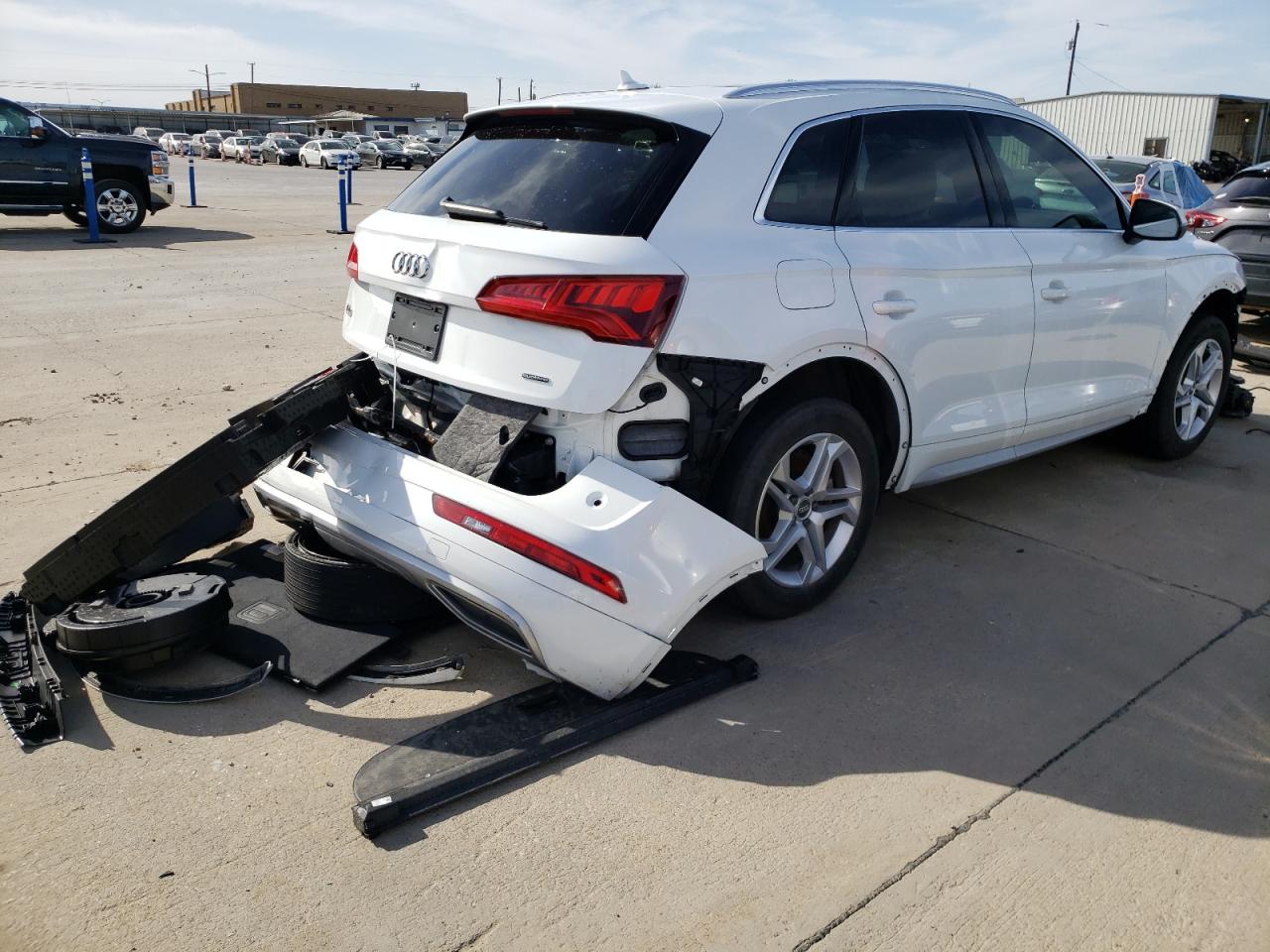 Photo 4 from auction – 2019 AUDI Q5 PREMIUM with VIN WA1ANAFY2K2069671