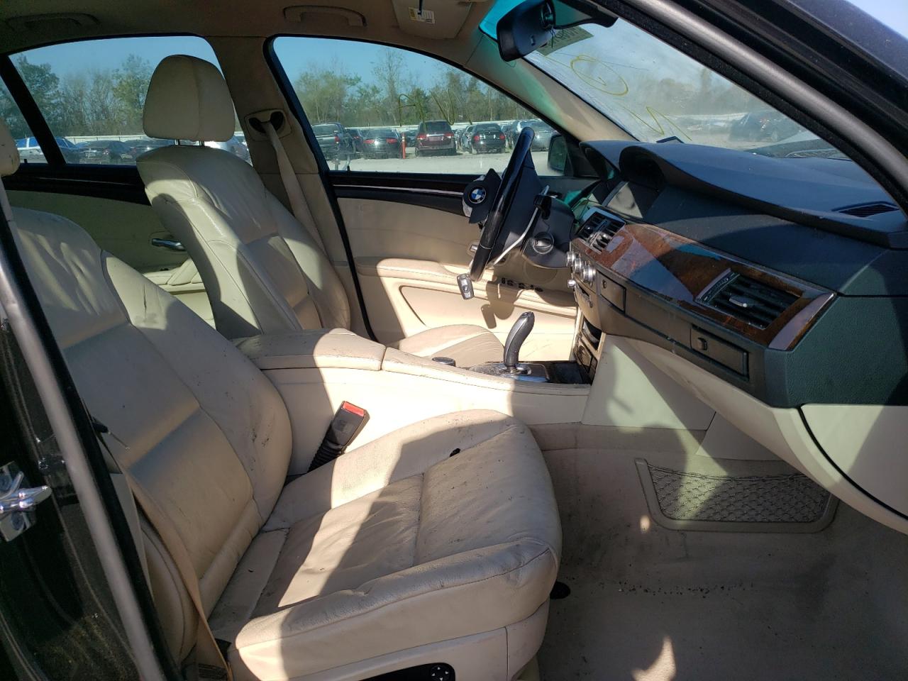 Photo 5 from auction – 2008 BMW 528 I with VIN WBANU53548CT03935