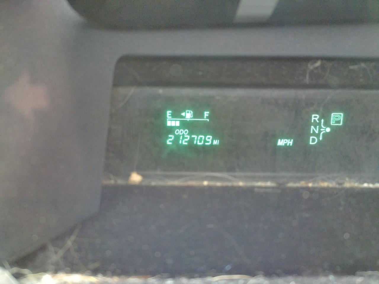 Photo 8 from auction – 2004 TOYOTA PRIUS with VIN JTDKB20U040024810