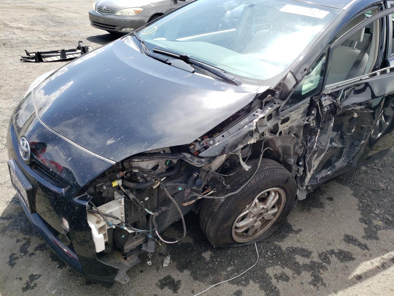 Photo 9 from auction – 2011 TOYOTA PRIUS with VIN JTDKN3DUXB1334073