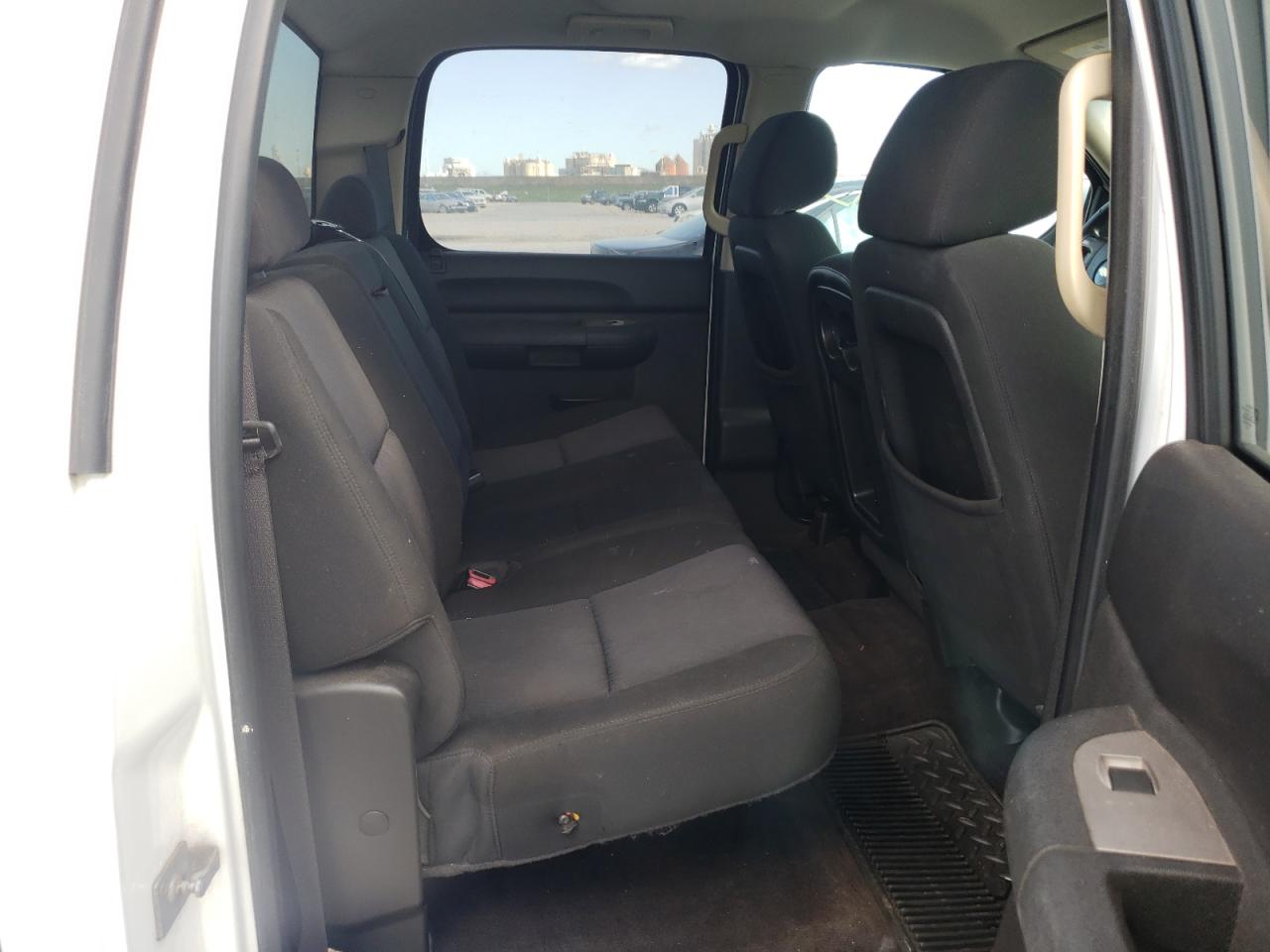Photo 6 from auction – 2010 CHEVROLET SILVERADO with VIN 3GCRCREA3AG124023