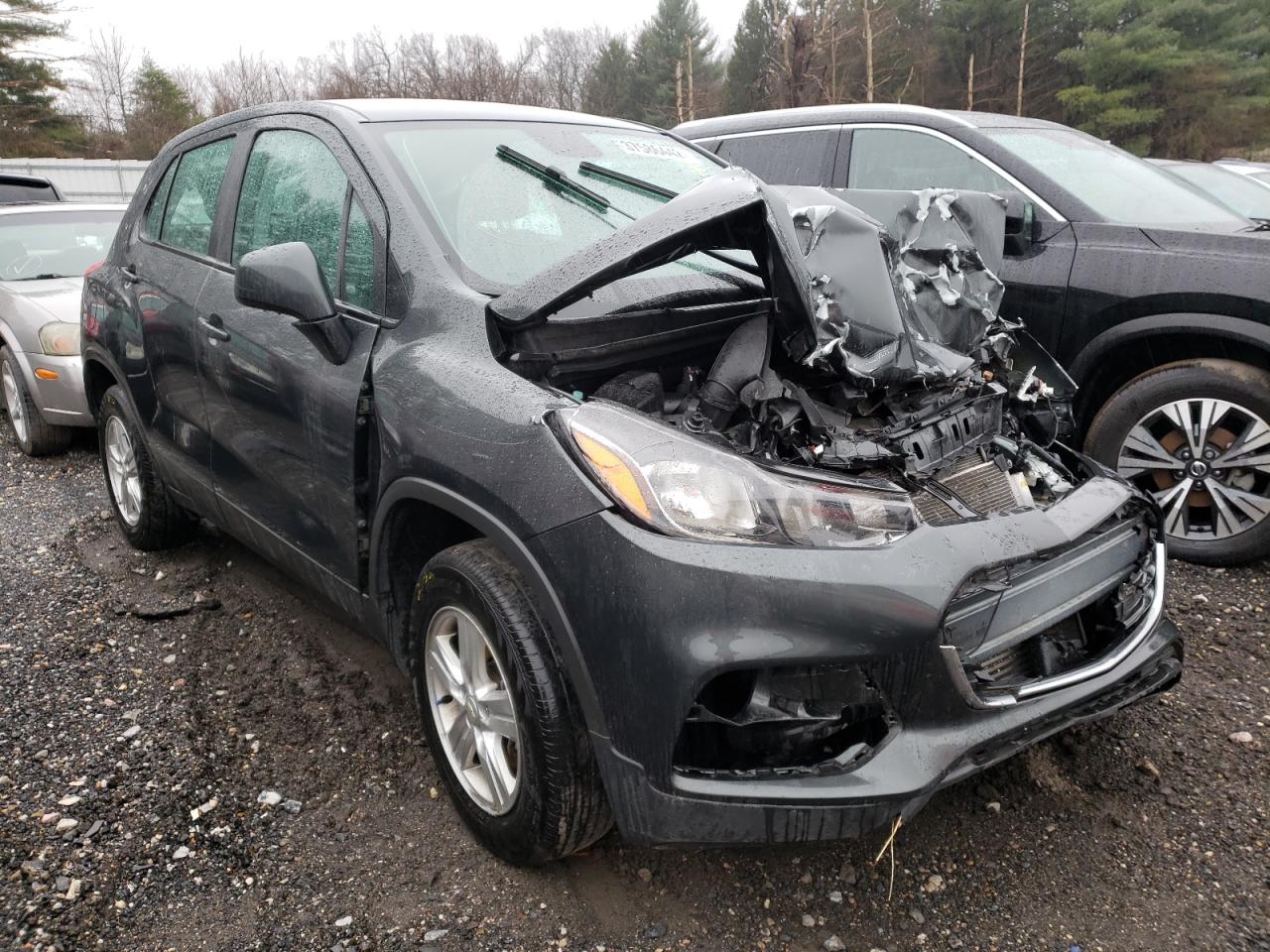 CHEVROLET TRAX LS 2020 with VIN 3GNCJNSB9LL248137 - Photo from auction