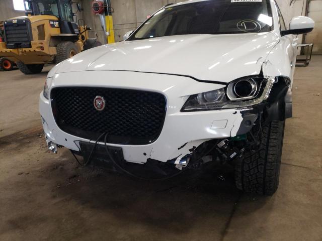 Photo 9 from auction – 2018 JAGUAR F-PACE with VIN SADCJ2EV3JA244199