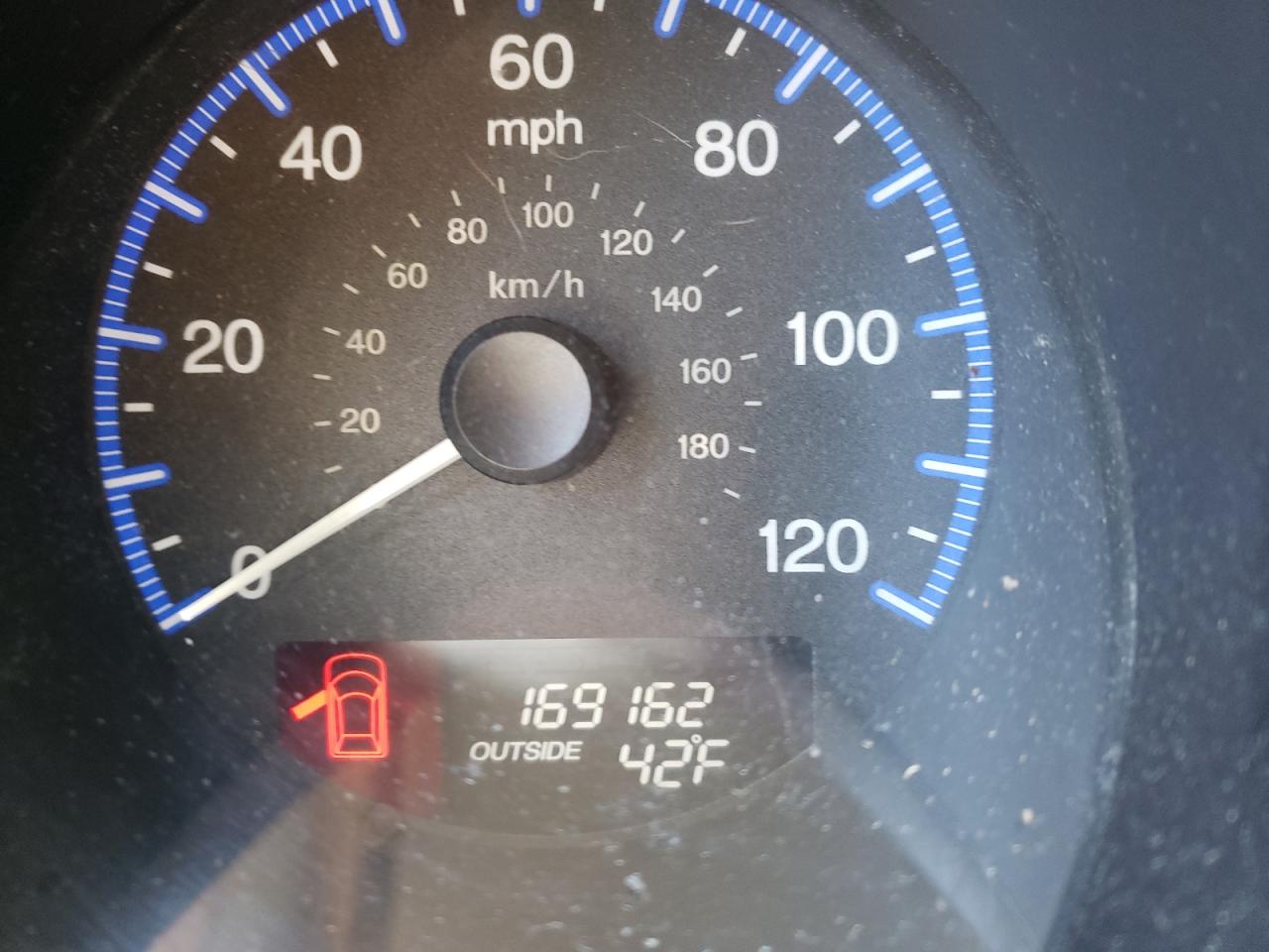 Photo 8 from auction – 2010 HONDA ELEMENT EX with VIN 5J6YH2H74AL006015