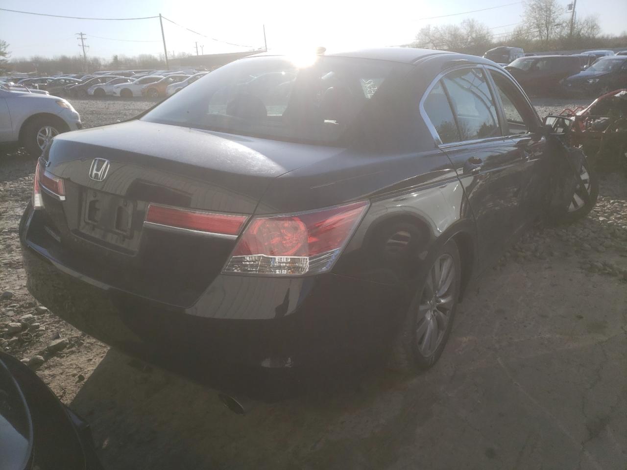 Photo 4 from auction – 2011 HONDA ACCORD EXL with VIN 1HGCP2F87BA004126