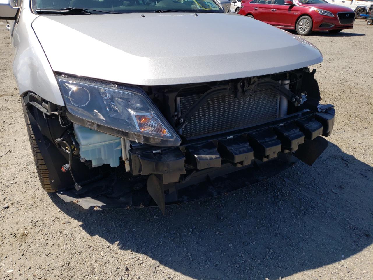 Photo 9 from auction – 2011 FORD FUSION SE with VIN 3FAHP0HA5BR254615