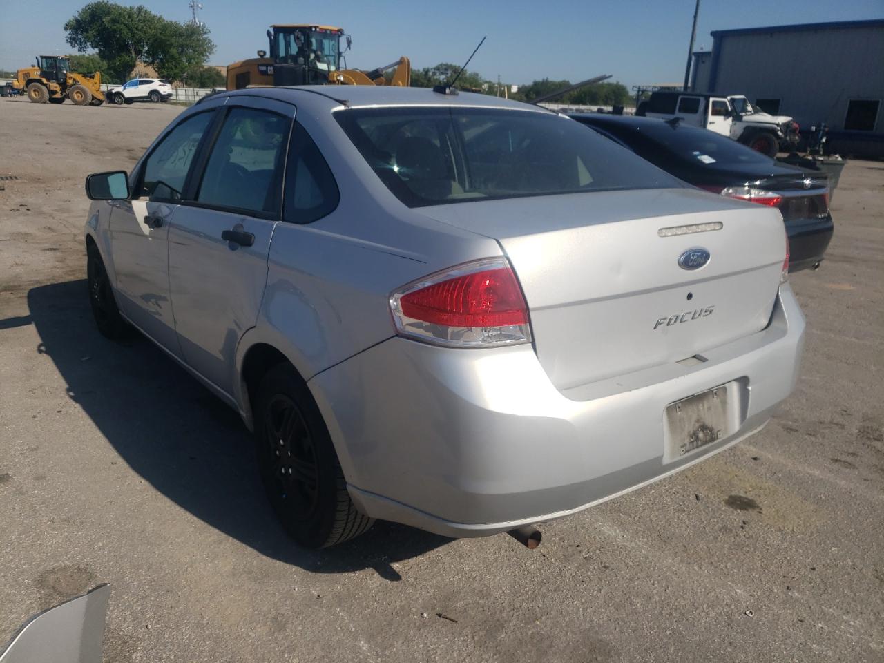 Photo 3 from auction – 2008 FORD FOCUS S/SE with VIN 1FAHP34NX8W192516