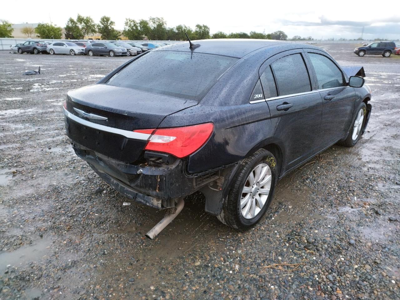Photo 4 from auction – 2011 CHRYSLER 200 TOURIN with VIN 1C3BC1FB8BN555108