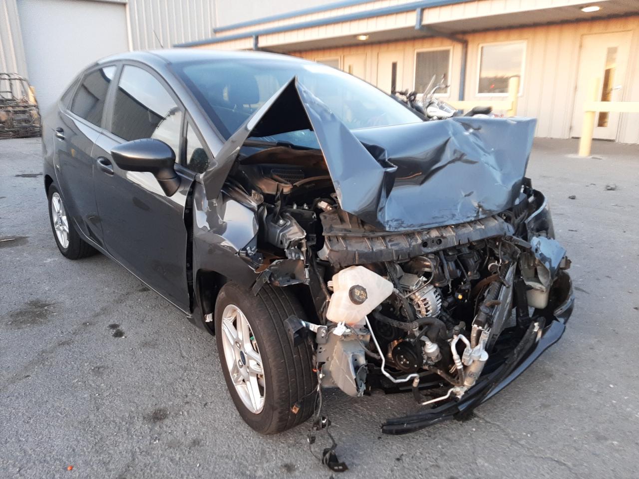 FORD FIESTA SE 2019 with VIN 3FADP4BJ0KM101751 - Photo from auction