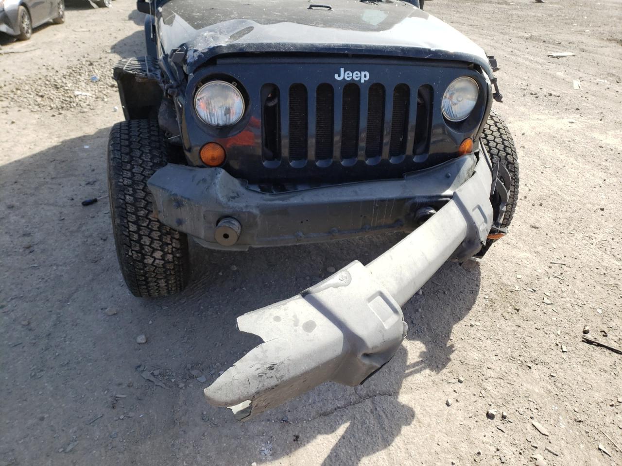 Photo 9 from auction – 2007 JEEP WRANGLER X with VIN 1J4FA24137L147924