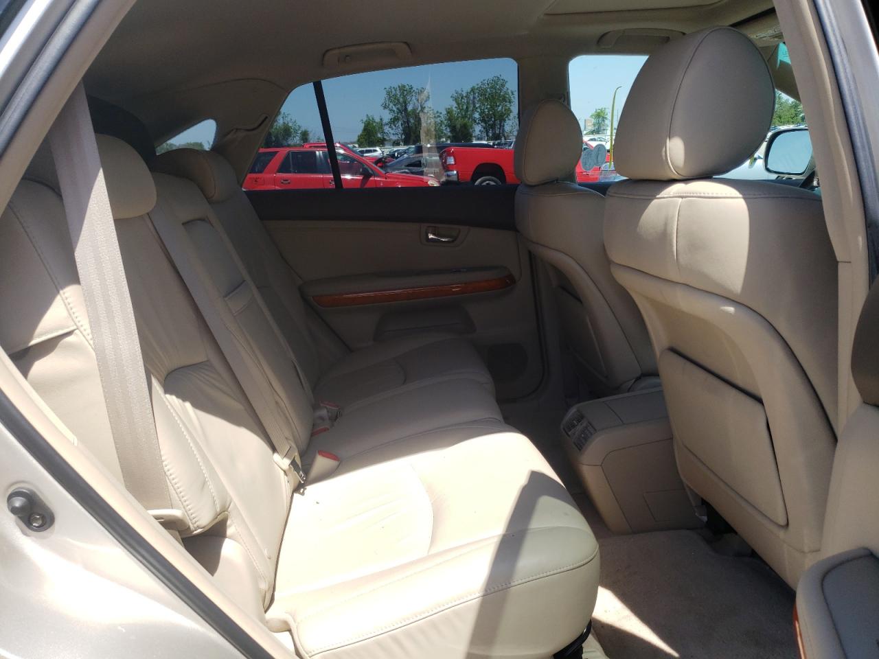 Photo 6 from auction – 2006 LEXUS RX 330 with VIN 2T2GA31UX6C051661