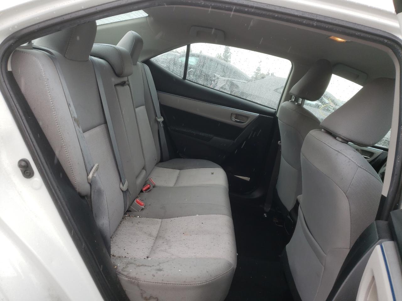 Photo 6 from auction – 2015 TOYOTA COROLLA L with VIN 5YFBURHE8FP296756