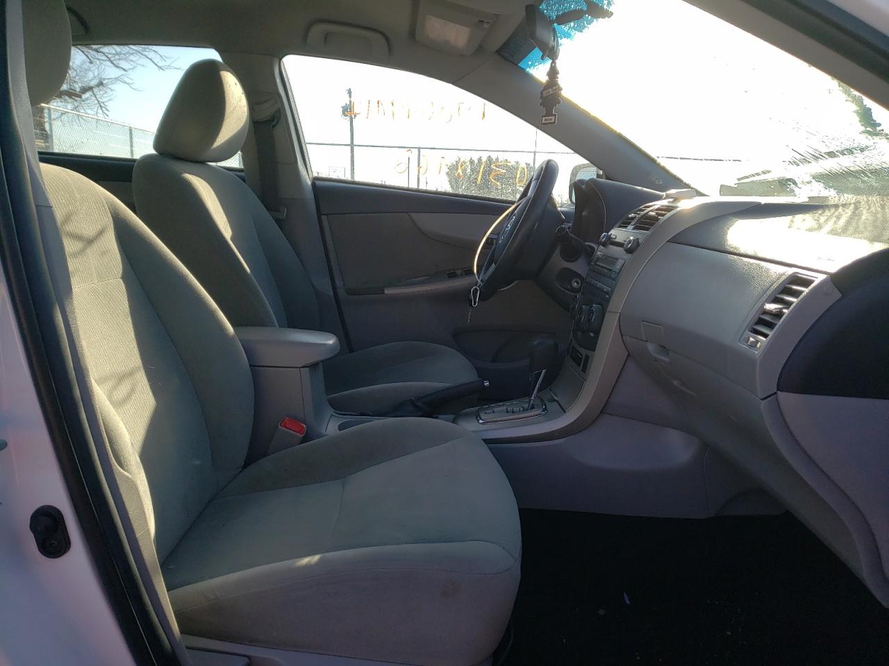 Photo 5 from auction – 2011 TOYOTA COROLLA BA with VIN 2T1BU4EE3BC588901