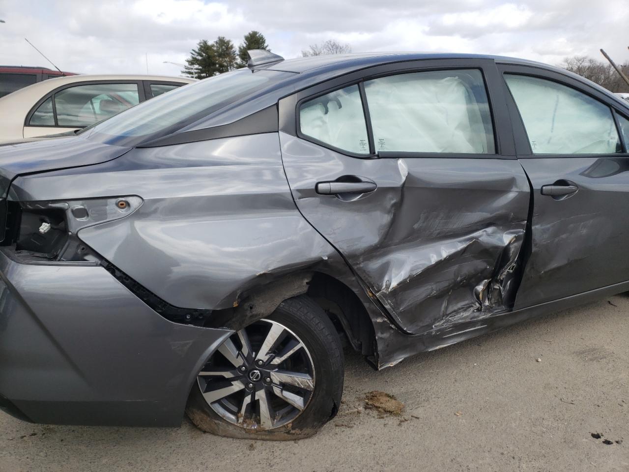 Photo 9 from auction – 2020 NISSAN VERSA SV with VIN 3N1CN8EV2LL841460