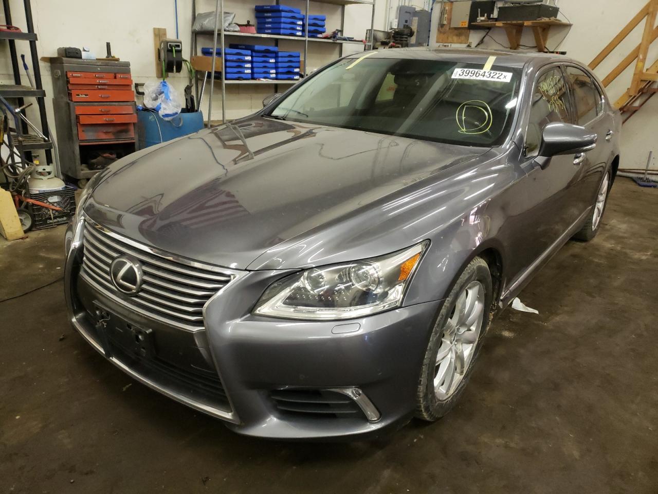 Photo 2 from auction – 2013 LEXUS LS 460 with VIN JTHBL5EF5D5114416