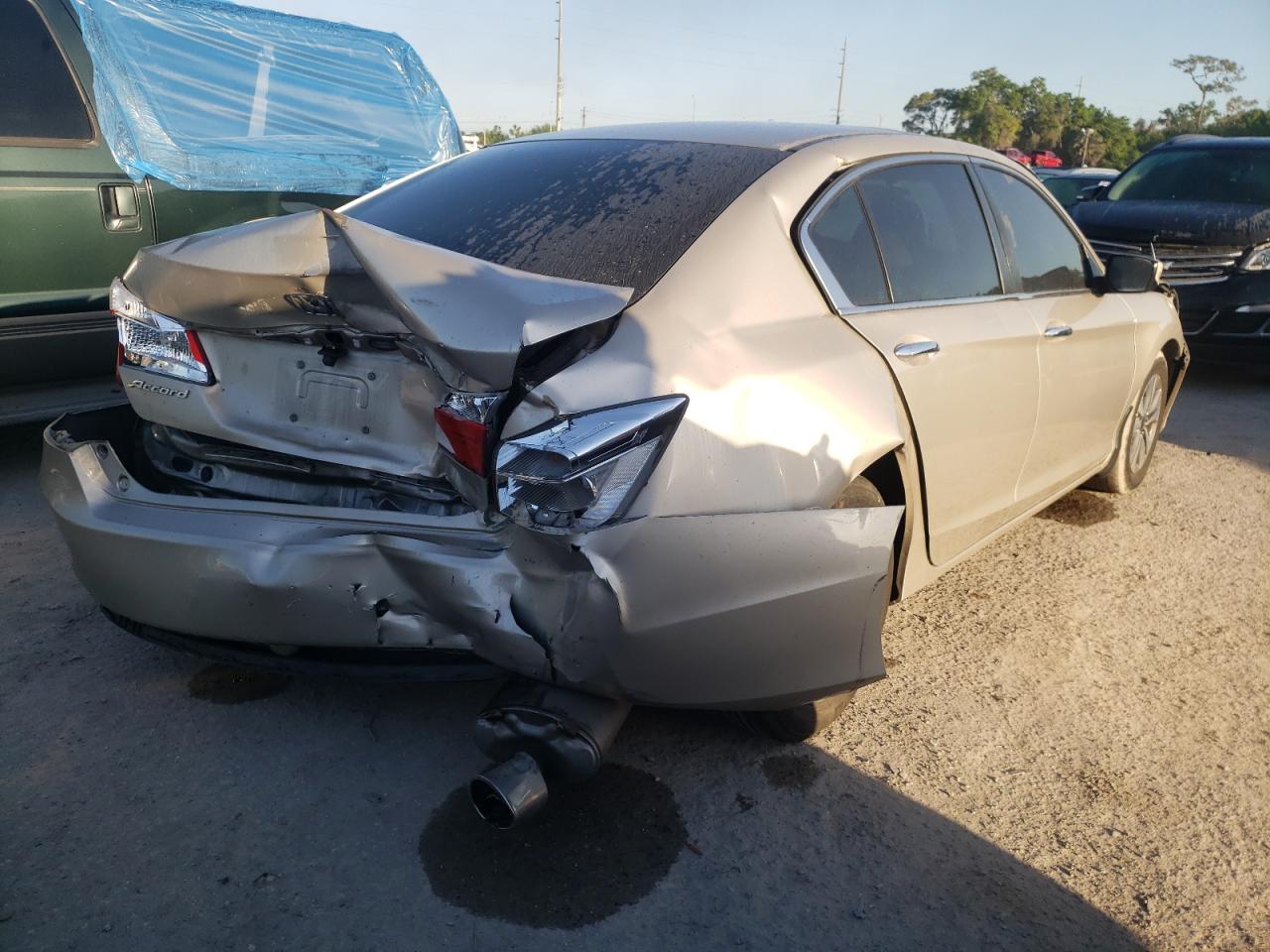 Photo 4 from auction – 2014 HONDA ACCORD LX with VIN 1HGCR2F33EA220154