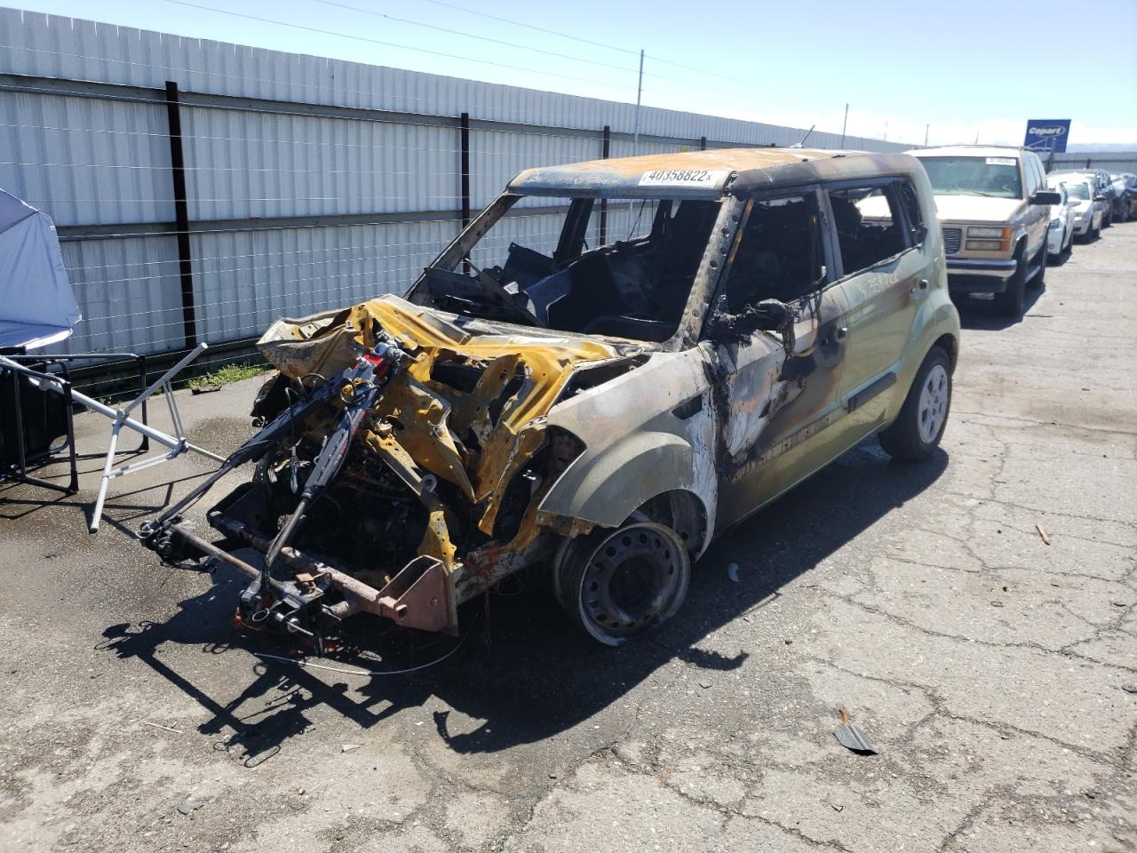 Photo 2 from auction – 2013 KIA SOUL with VIN KNDJT2A54D7626259