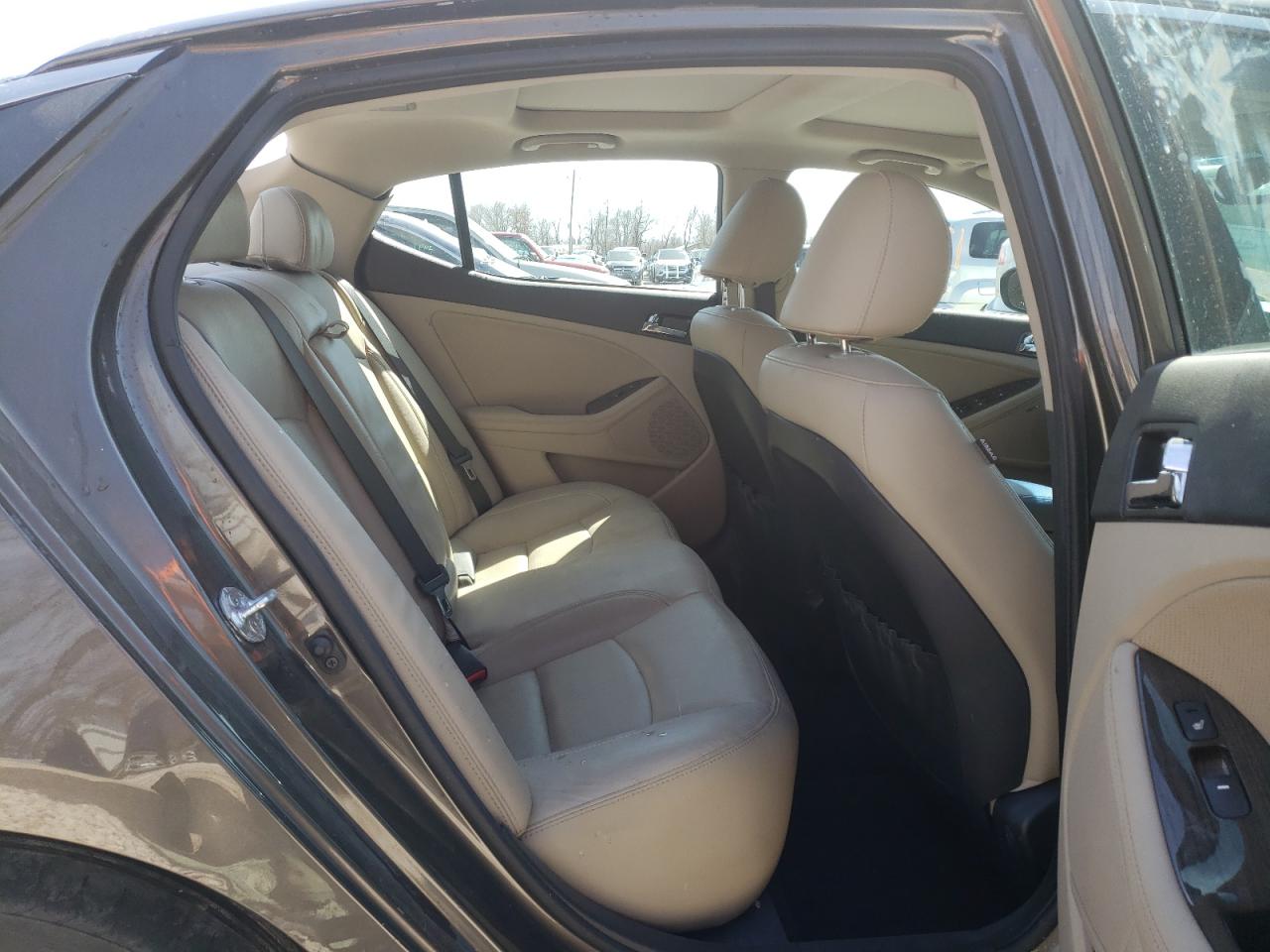 Photo 6 from auction – 2013 KIA OPTIMA EX with VIN 5XXGN4A71DG163408