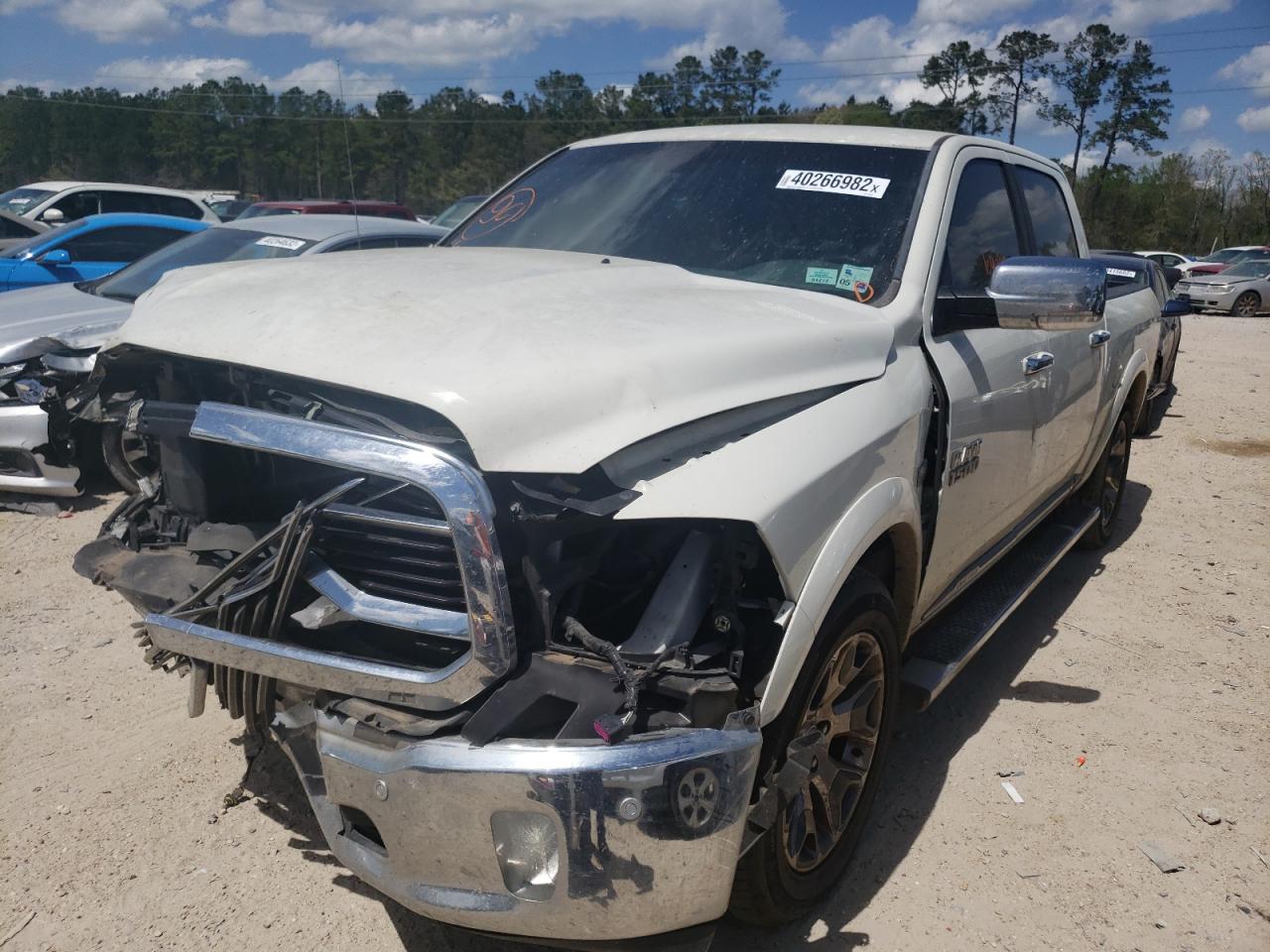 Photo 2 from auction – 2017 RAM 1500 LONGH with VIN 1C6RR6PT3HS520393