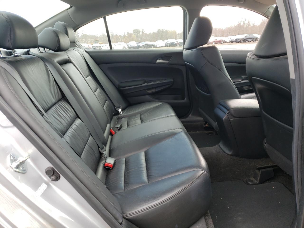 Photo 6 from auction – 2011 HONDA ACCORD SE with VIN 1HGCP2F6XBA015409