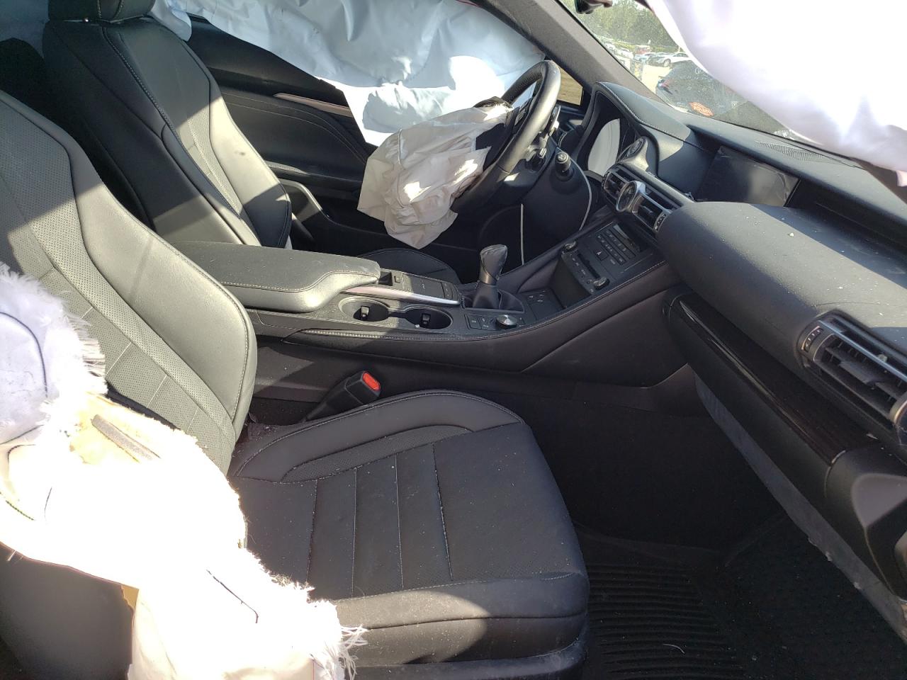Photo 5 from auction – 2022 LEXUS RC with VIN JTHDZ5BC7N5024977