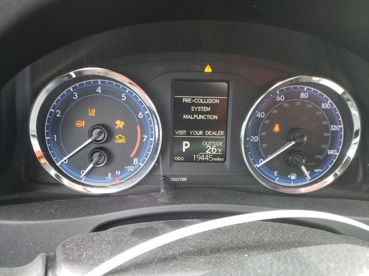 Photo 8 from auction – 2018 TOYOTA COROLLA L with VIN 2T1BURHE5JC068657