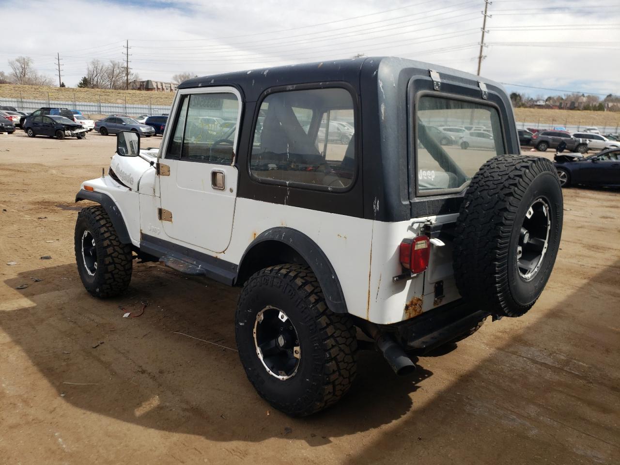 Photo 3 from auction – 1983 JEEP JEEP CJ7 with VIN 1JCCN87E6DT057935