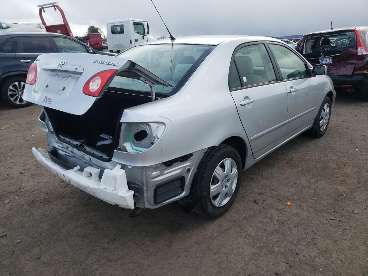 Photo 4 from auction – 2007 TOYOTA COROLLA CE with VIN JTDBR32E770104357