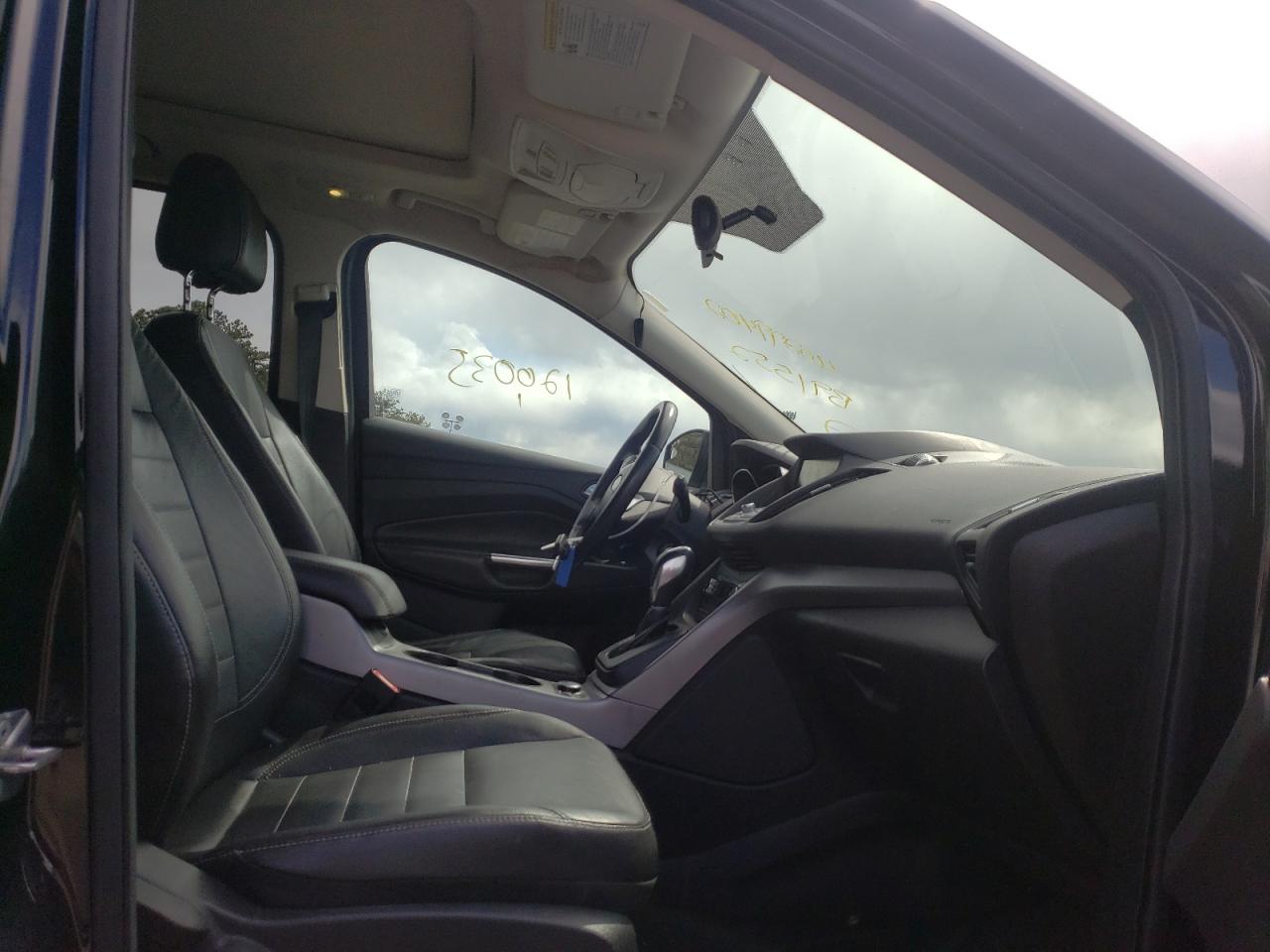 Photo 5 from auction – 2014 FORD ESCAPE SE with VIN 1FMCU9GX9EUB91552