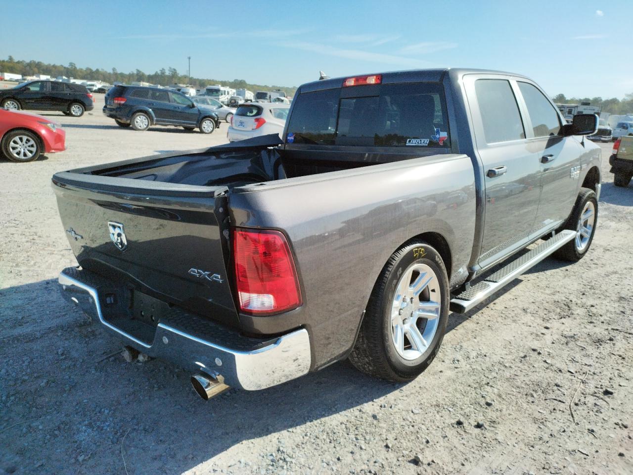 Photo 4 from auction – 2019 RAM 1500 CLASS with VIN 1C6RR7LT5KS583174