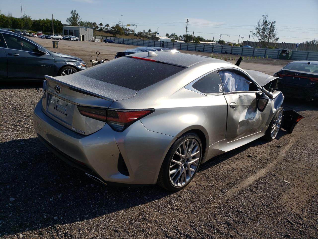 Photo 4 from auction – 2022 LEXUS RC with VIN JTHDZ5BC7N5024977