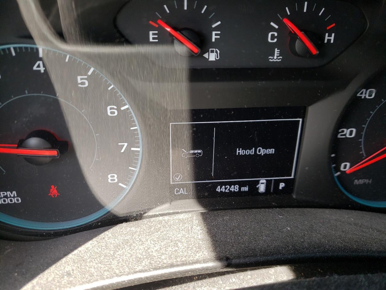 Photo 8 from auction – 2018 CHEVROLET EQUINOX LS with VIN 3GNAXHEV1JS646863
