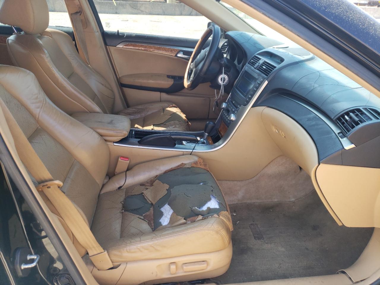 Photo 5 from auction – 2006 ACURA 3.2TL with VIN 19UUA66216A015556