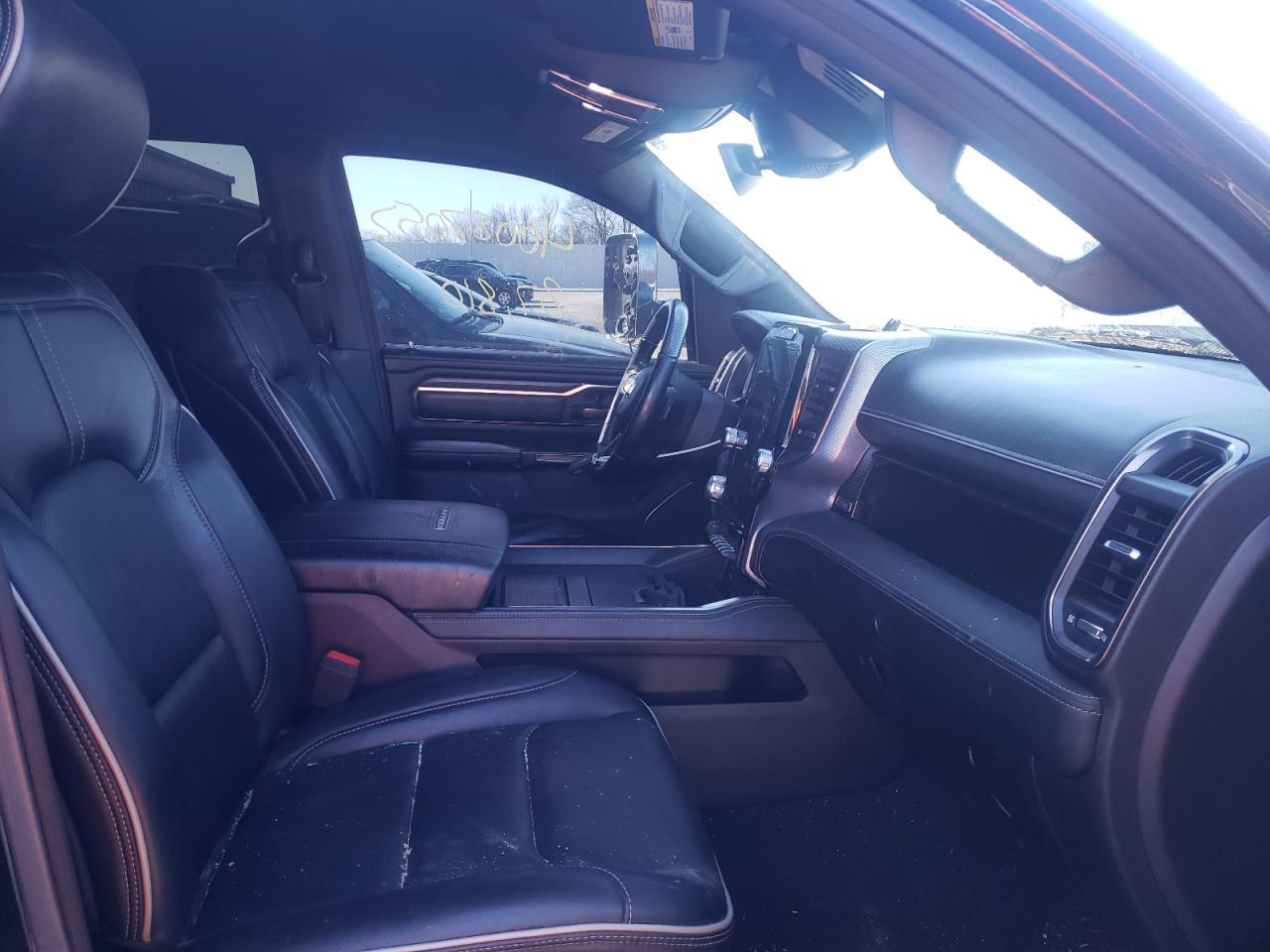 Photo 5 from auction – 2019 RAM 1500 LIMIT with VIN 1C6SRFHT3KN522067