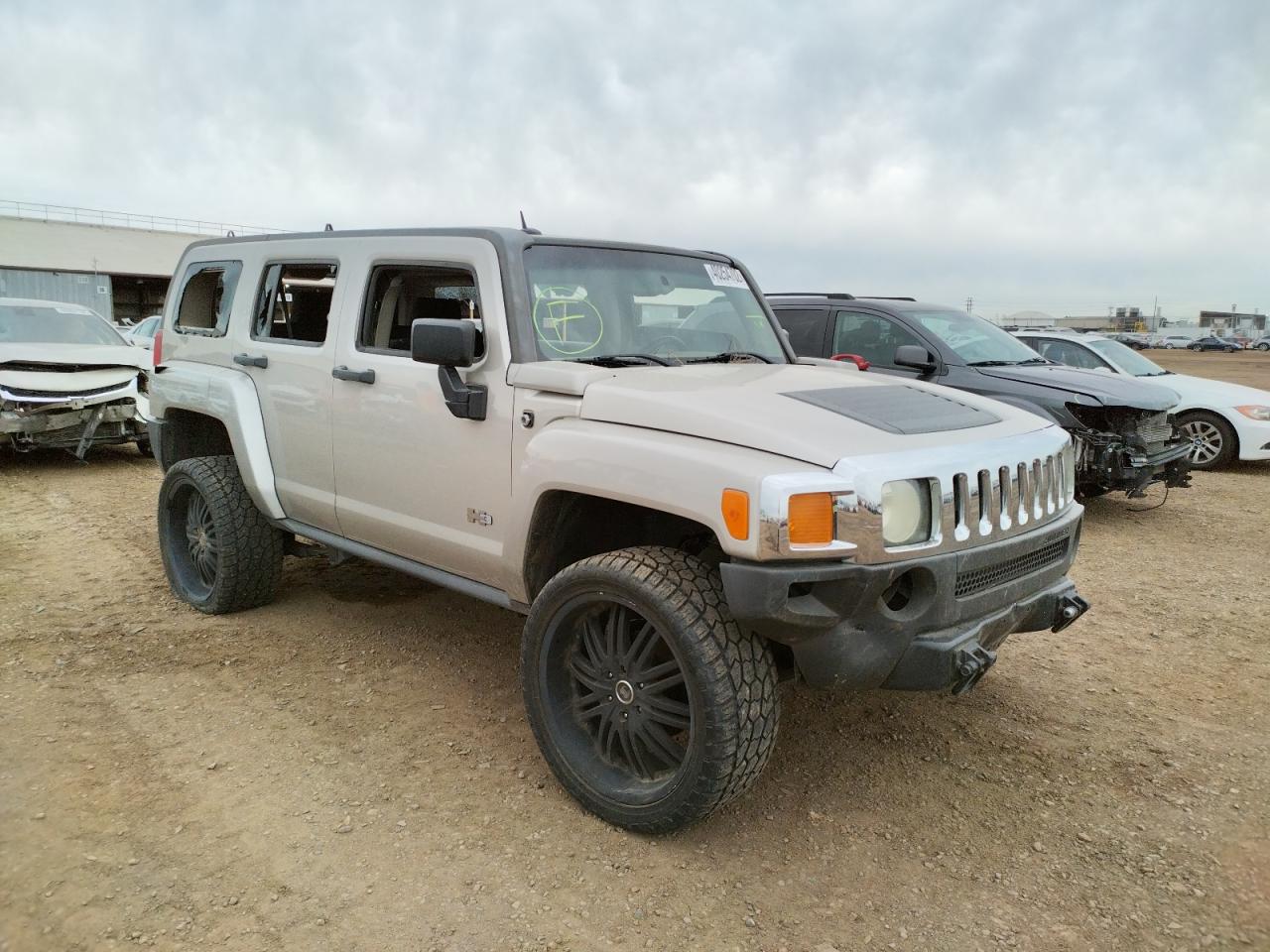 Photo 1 from auction – 2006 HUMMER H3 with VIN 5GTDN136168180987