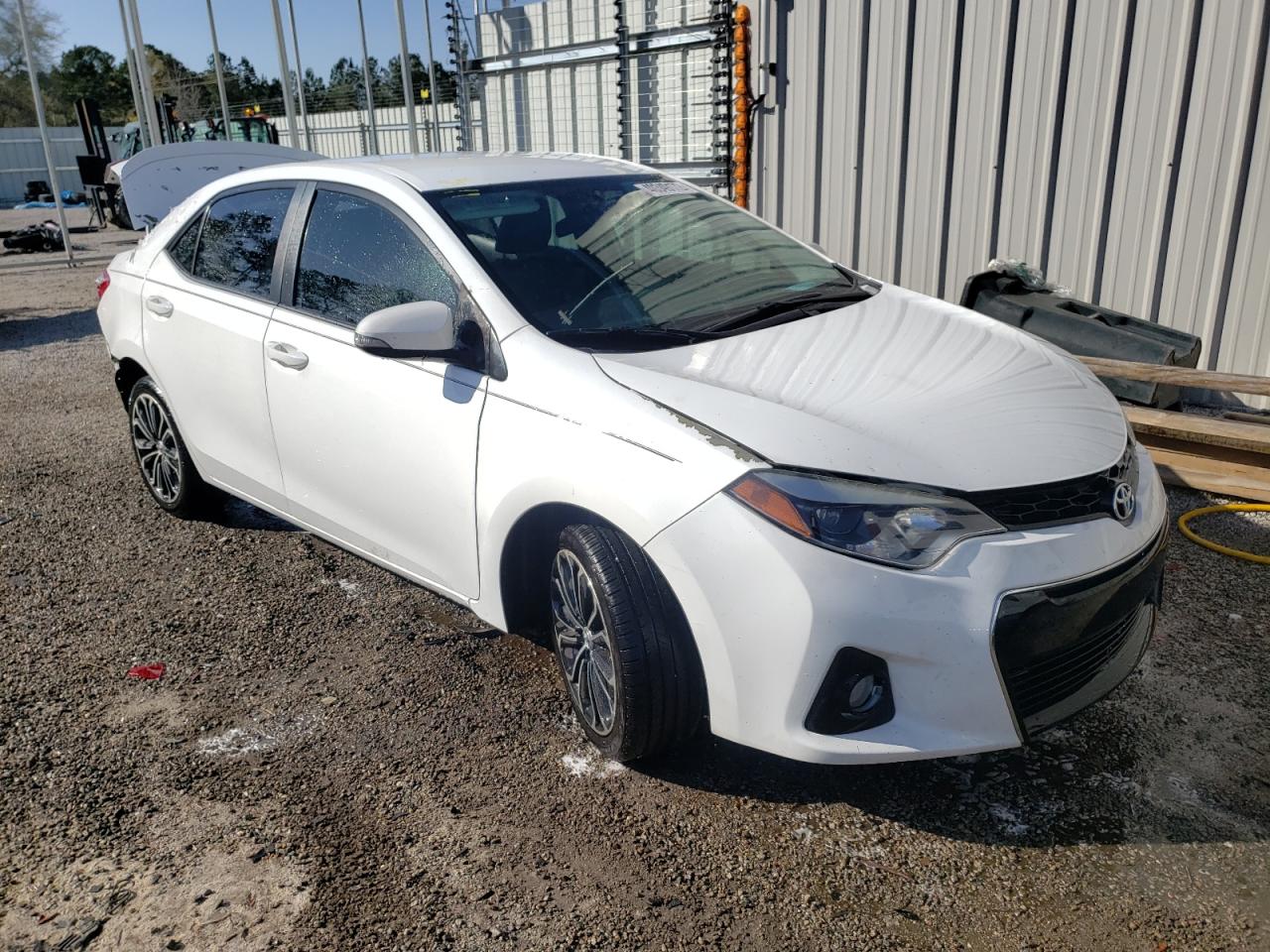 TOYOTA COROLLA L 2016 with VIN 5YFBURHE9GP376536 - Photo from auction