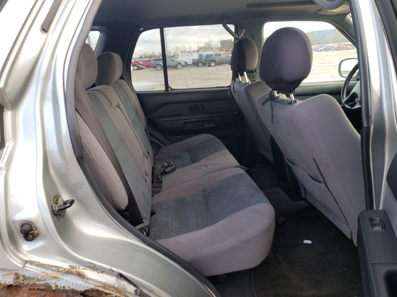 Photo 6 from auction – 2001 NISSAN PATHFINDER with VIN JN8DR09Y21W580516